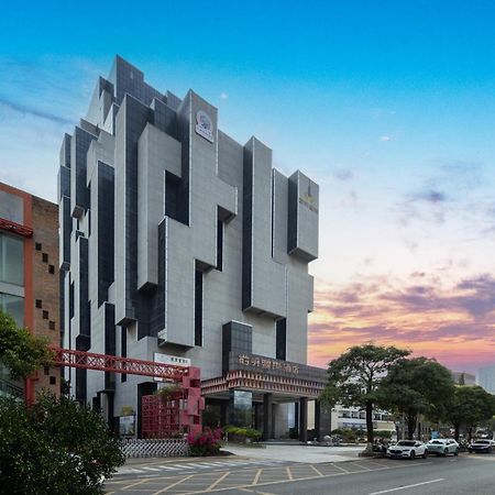 Shenzhen Avant-Garde Hotel Exterior photo